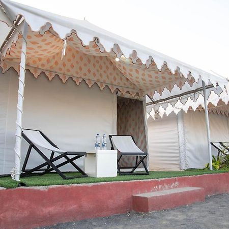 Unity Holiday Tent City Kevadia Экстерьер фото