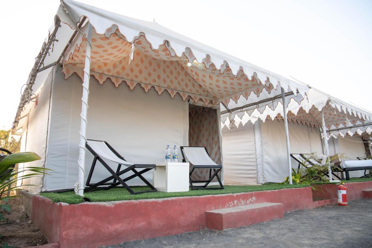 Unity Holiday Tent City Kevadia Экстерьер фото