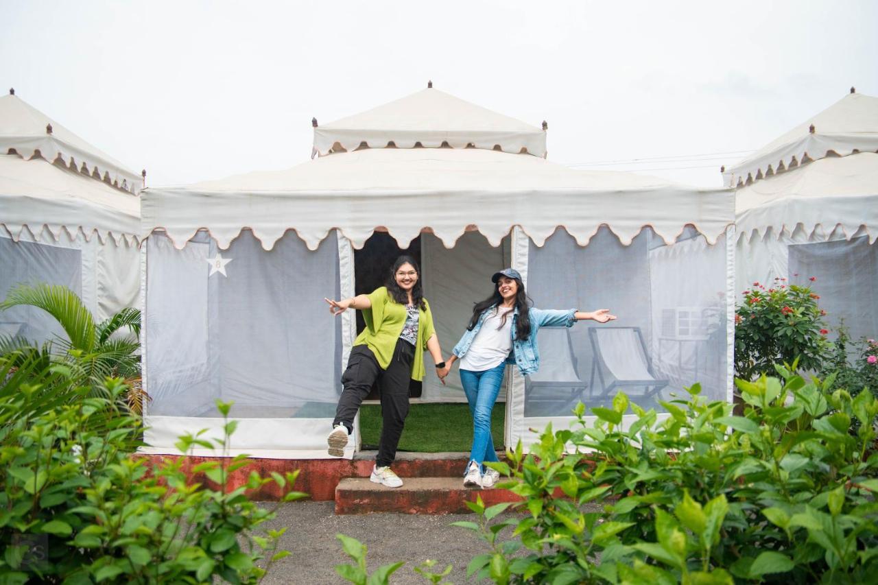 Unity Holiday Tent City Kevadia Экстерьер фото