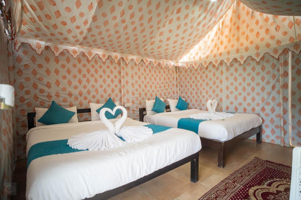 Unity Holiday Tent City Kevadia Экстерьер фото
